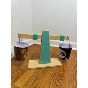 Lovevery Every Which Weigh Enthusiast 28-30  Scales. * one bucket bent*